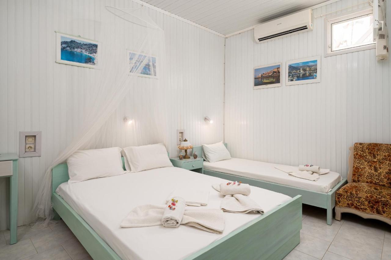 Sofia Rooms Pitsidia Exterior foto