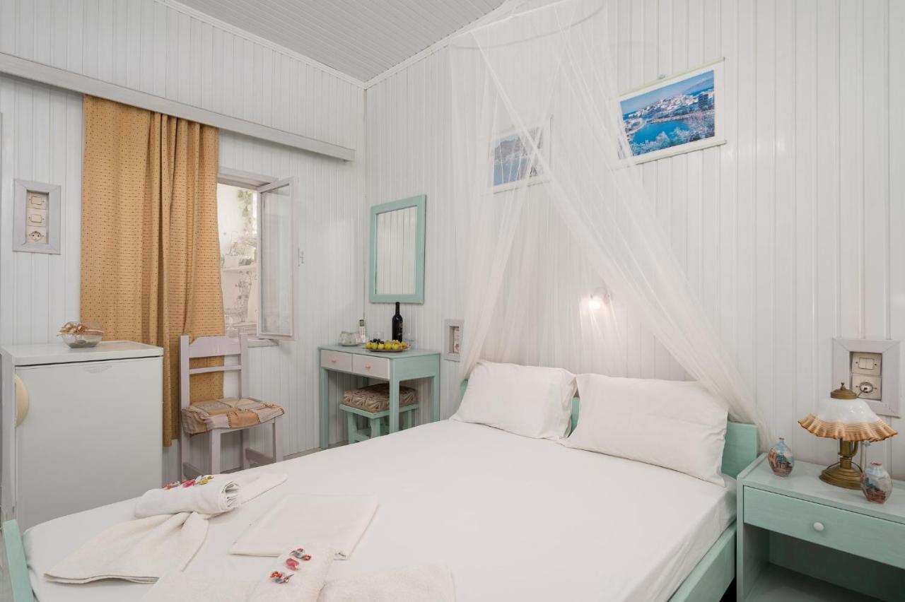 Sofia Rooms Pitsidia Exterior foto